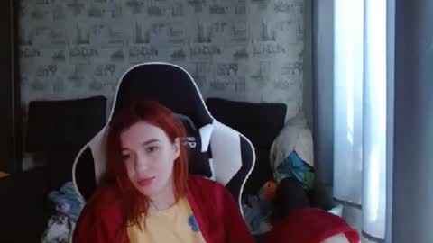 Snapshot of liliawoolf chatting on February 12, 9:20 am liliawoolf online show from February 12, 9:20 am