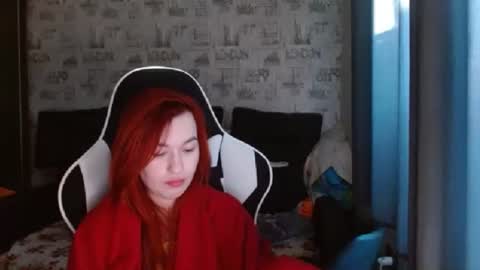 Snapshot of liliawoolf chatting on February 13, 6:20 am liliawoolf online show from February 13, 6:20 am