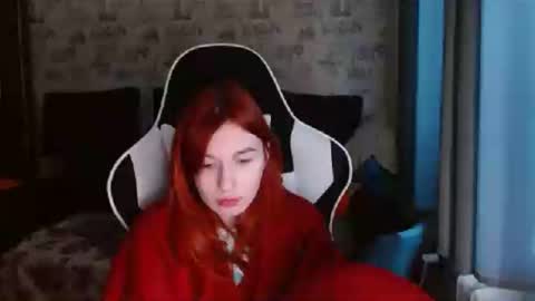 Snapshot of liliawoolf chatting on February 14, 9:45 am liliawoolf online show from February 14, 9:45 am