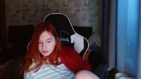 Snapshot of liliawoolf chatting on February 16, 12:43 pm liliawoolf online show from February 16, 12:43 pm