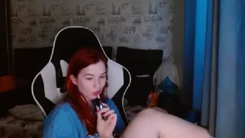 Snapshot of liliawoolf chatting on February 23, 12:27 pm liliawoolf online show from February 23, 12:27 pm