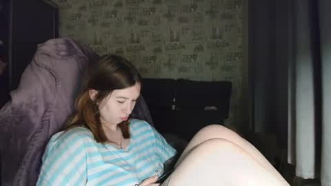 liliawoolf online show from January 7, 4:26 am