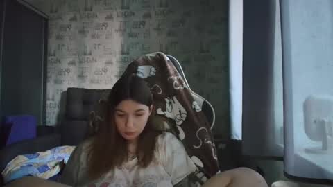 Snapshot of liliawoolf chatting on May 20, 6:41 am liliawoolf online show from May 20, 6:41 am