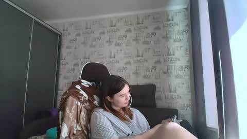 Snapshot of liliawoolf chatting on June 14, 7:10 am liliawoolf online show from June 14, 7:10 am