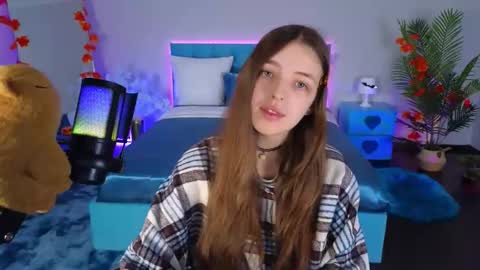 Lili Bakery online show from October 20, 4:13 am