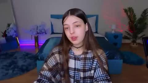 Snapshot of lilibakery chatting on March 24, 3:00 am Lili Bakery online show from March 24, 3:00 am