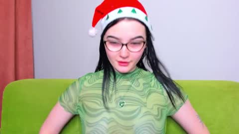 Snapshot of lilibethxx chatting on December 27, 1:32 am lilibethxx online show from December 27, 1:32 am