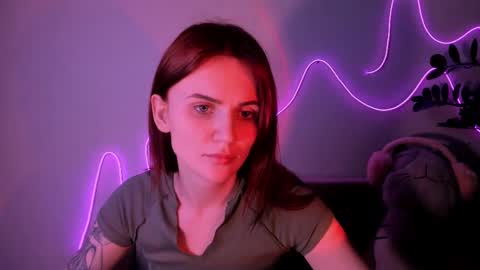Lilie online show from December 4, 12:30 am
