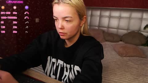 Snapshot of lilieanori chatting on February 8, 5:29 pm Lilie online show from February 8, 5:29 pm