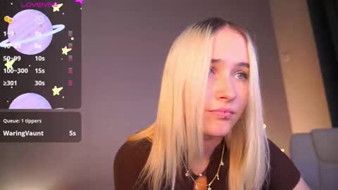 lilielfie online show from September 12, 7:36 pm