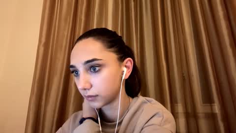 Lina online show from September 26, 11:20 pm