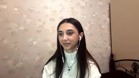 Lina online show from October 10, 10:20 pm