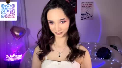 Lina online show from June 6, 10:25 pm