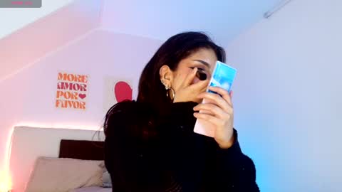 Snapshot of liliith_savett chatting on July 24, 4:38 pm Lilith Savett online show from July 24, 4:38 pm