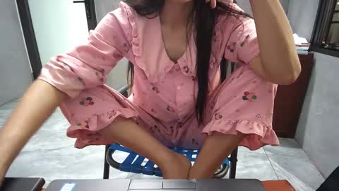 Snapshot of lililove88 chatting on December 2, 12:27 am lililove88 online show from December 2, 12:27 am