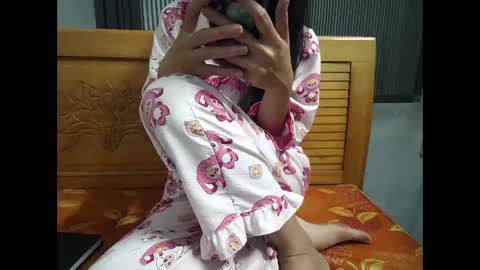 Snapshot of lililove88 chatting on February 17, 1:40 pm lililove88 online show from February 17, 1:40 pm