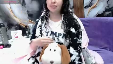 lilimini online show from July 15, 9:31 pm