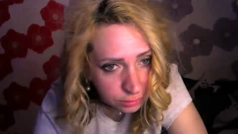 Snapshot of lilinsky_madmax chatting on June 18, 10:14 pm Lilinsky MadMax online show from June 18, 10:14 pm