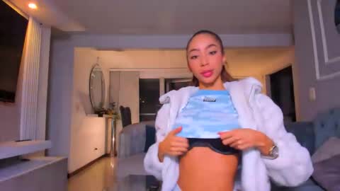 Lili  online show from January 10, 4:03 am