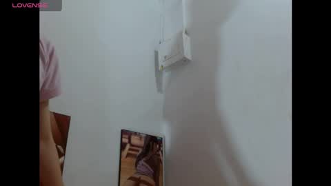 lilit420 online show from April 2, 12:19 am