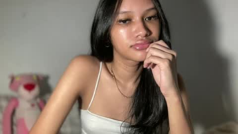 Chloe online show from June 25, 2:44 am