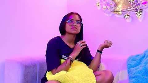 lilith_and_draven online show from November 4, 9:25 pm