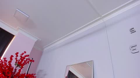 Lili  Marcus online show from December 9, 7:29 pm