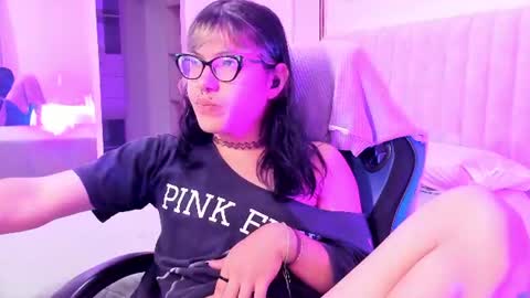 lilith  online show from June 15, 2:08 pm