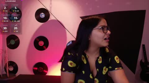 Lilith and Khloe  online show from September 25, 11:25 am