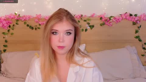 Lilith Bonheur online show from November 2, 9:39 pm