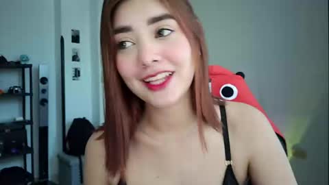 Snapshot of lilith_cruzz chatting on December 2, 12:51 pm Lilith online show from December 2, 12:51 pm