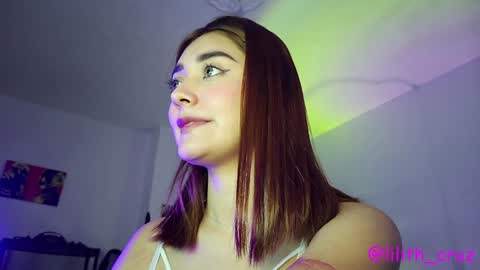 Snapshot of lilith_cruzz chatting on January 23, 11:47 pm Lilith online show from January 23, 11:47 pm