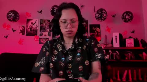 Snapshot of lilith_deveraux_ chatting on November 24, 3:34 pm MISTRESS LILITH online show from November 24, 3:34 pm
