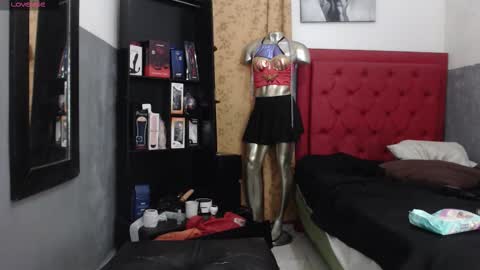 lilith_dhorn1 online show from September 15, 12:27 pm