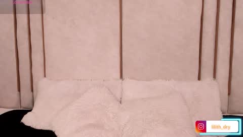 lilith_dry online show from September 11, 2:28 pm