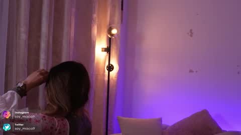 Snapshot of lilith_gray9 chatting on November 12, 4:24 am Lilith Gray online show from November 12, 4:24 am