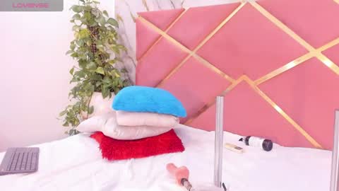 Lilith online show from July 29, 12:36 pm