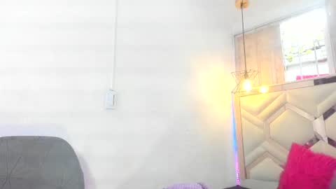 Snapshot of lilith_libelula chatting on July 17, 12:34 pm lilith_libelula online show from July 17, 12:34 pm