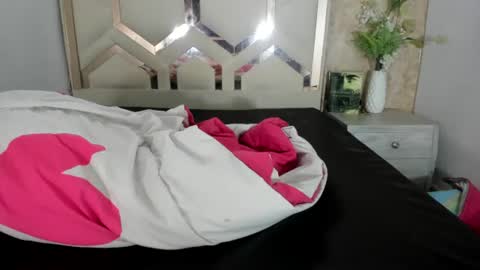 Snapshot of lilith_libelula chatting on July 23, 12:03 pm lilith_libelula online show from July 23, 12:03 pm