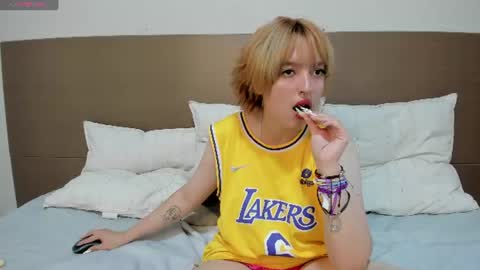 Lilith online show from June 10, 4:01 am