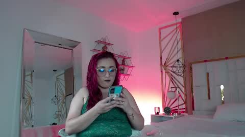 Snapshot of lilith_noirf chatting on March 1, 4:58 am LILITH online show from March 1, 4:58 am