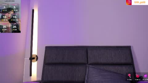 Lili petit  online show from June 16, 8:55 pm