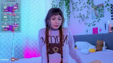 lilith_poison online show from May 2, 6:18 am