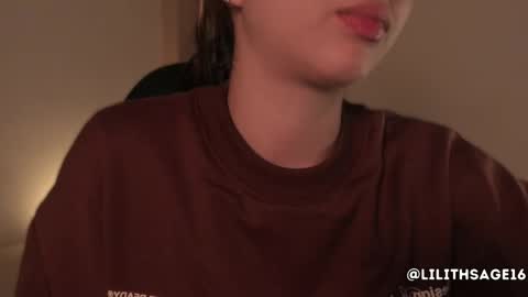lilith_sage_ online show from October 9, 11:52 am