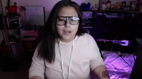 Snapshot of lilith_tyler chatting on October 20, 6:41 pm lilith_tyler online show from October 20, 6:41 pm