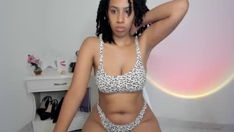 Alejandra  online show from May 1, 4:06 am