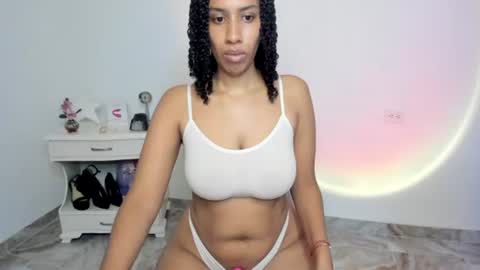 Alejandra  online show from June 19, 4:17 am