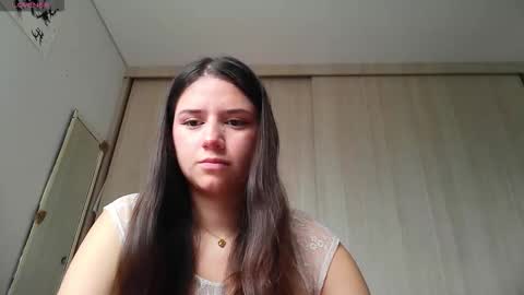 Snapshot of lilithabril chatting on December 2, 3:07 pm Abril online show from December 2, 3:07 pm