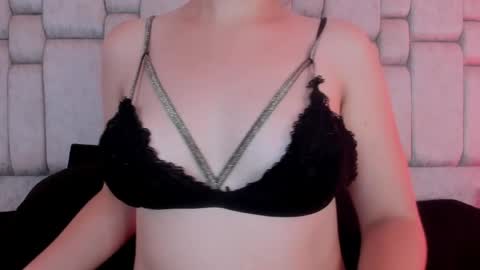 Welcome to Lilith room online show from April 11, 7:45 am