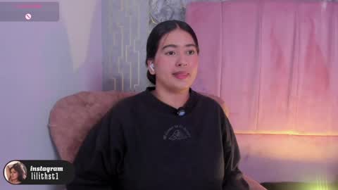 lilithcb_ online show from June 7, 8:23 pm